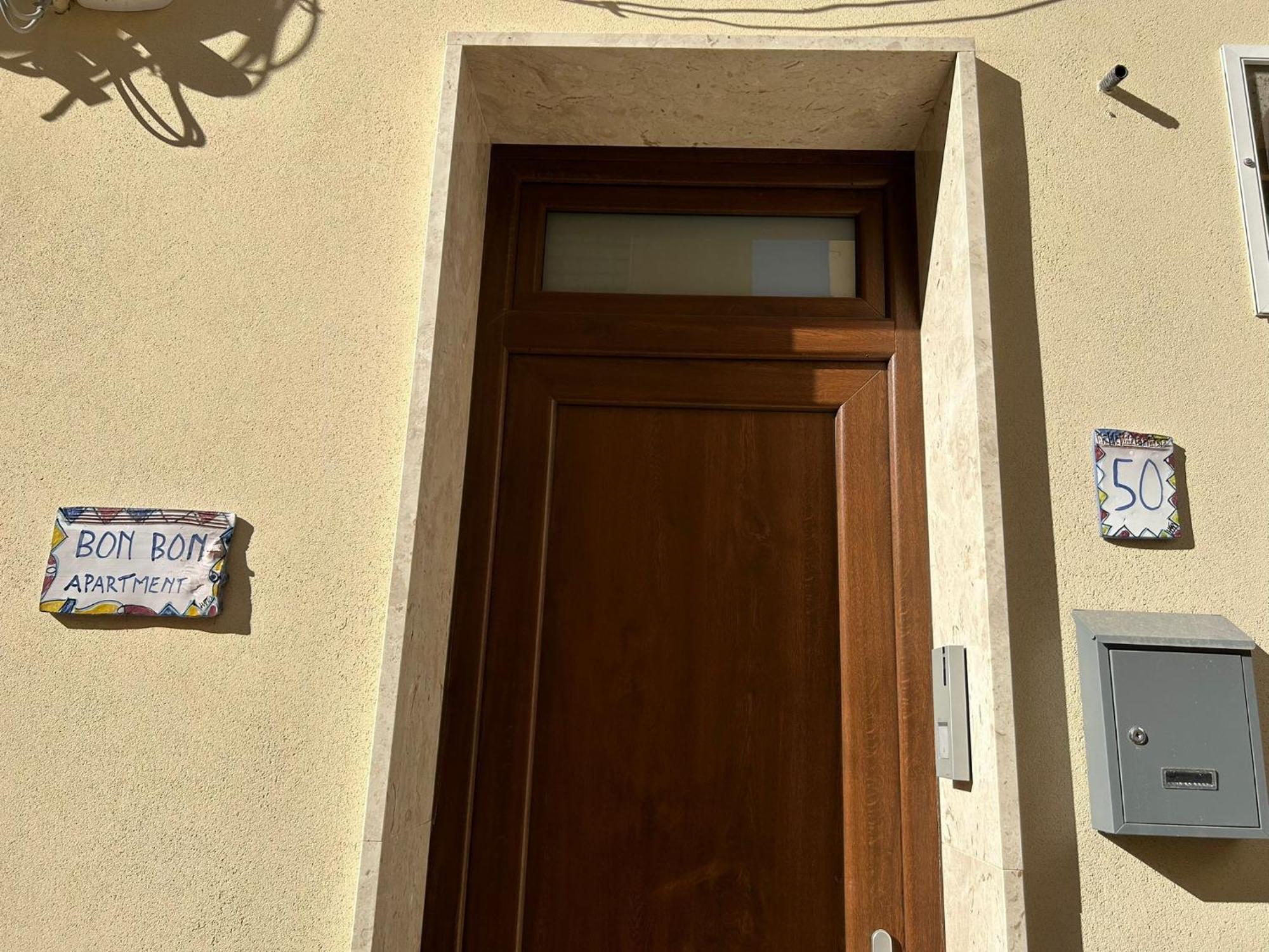 Bon Bon Apartment Mazara del Vallo Exteriör bild
